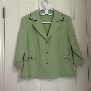 🤩 3 FOR $25 🤩 Green Apple Blazer